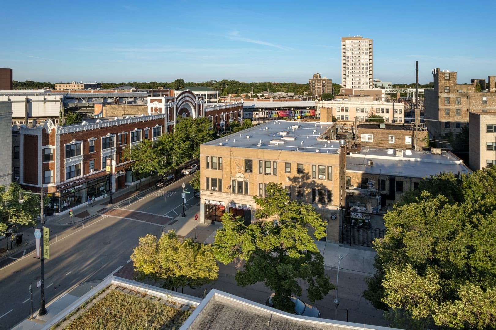 Chicago Apartment: 1632-44 W. Howard