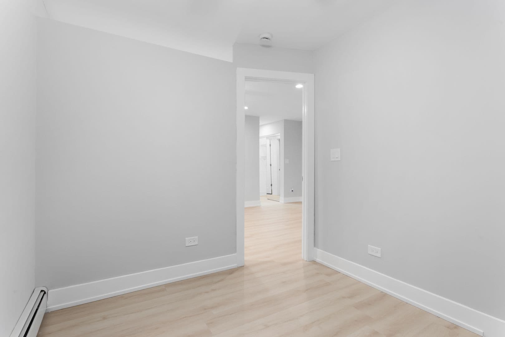 Chicago Apartment: 6001 N Kenmore Avenue