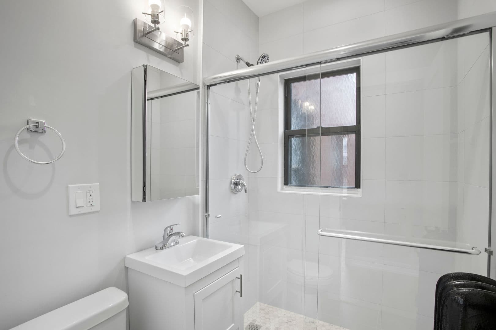 Chicago Apartment: 1700-08 W Juneway Terrace