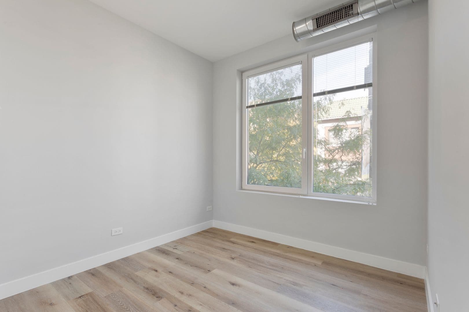 Chicago Apartment: 1531 W Howard Street
