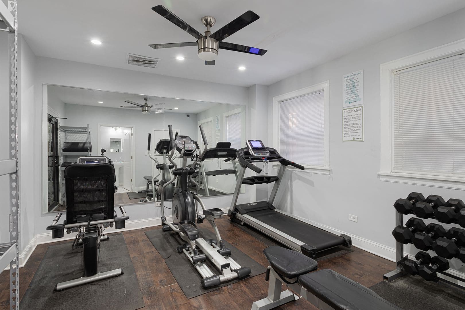 Chicago Apartment: 1456-1460 W Fargo Ave
