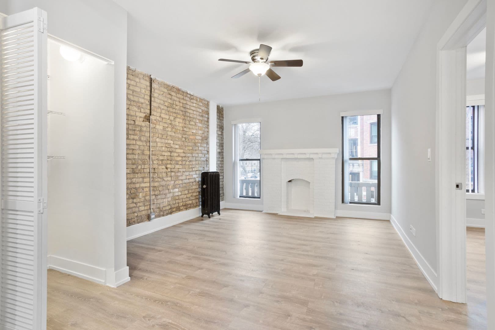 Chicago Apartment: 1649-1655 W. Jonquil