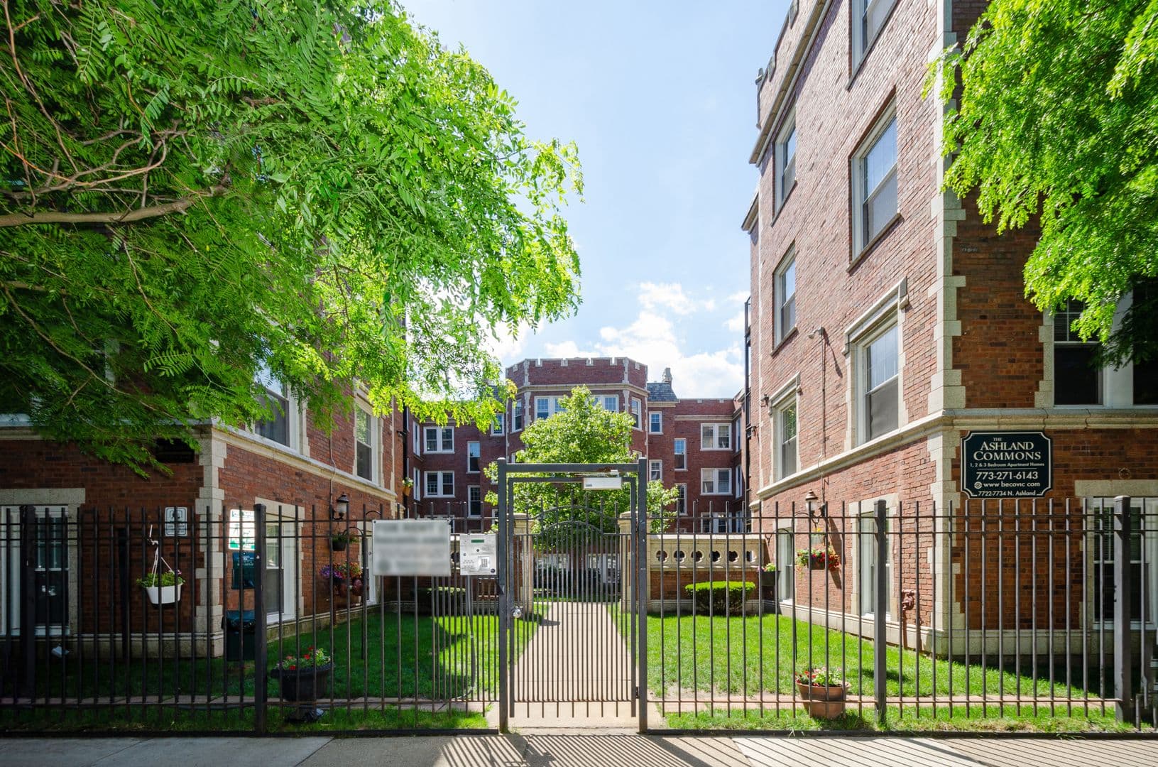 Chicago Apartment: 7722-7734 N Ashland Ave
