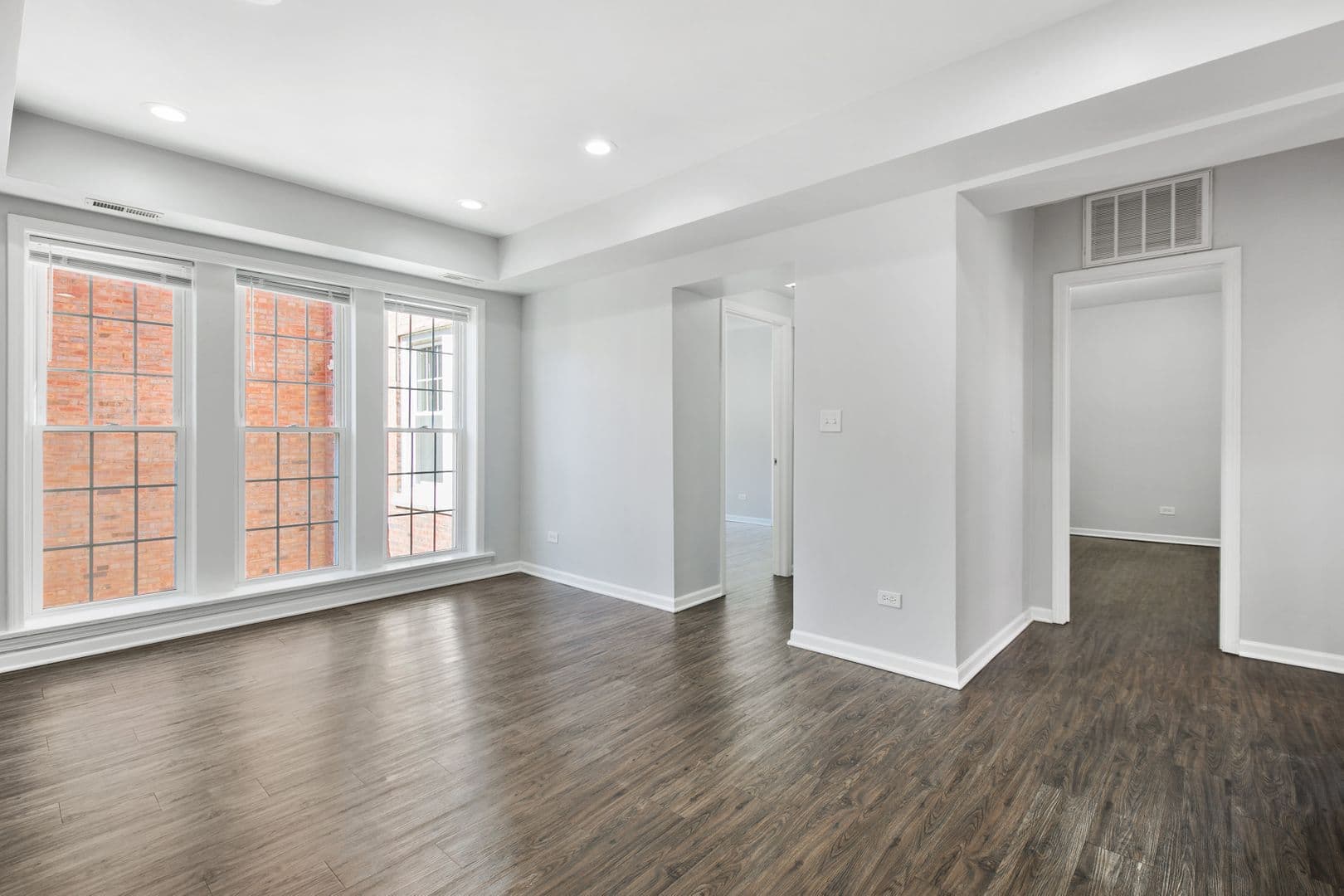 Chicago Apartment: 7722-7734 N Ashland Ave