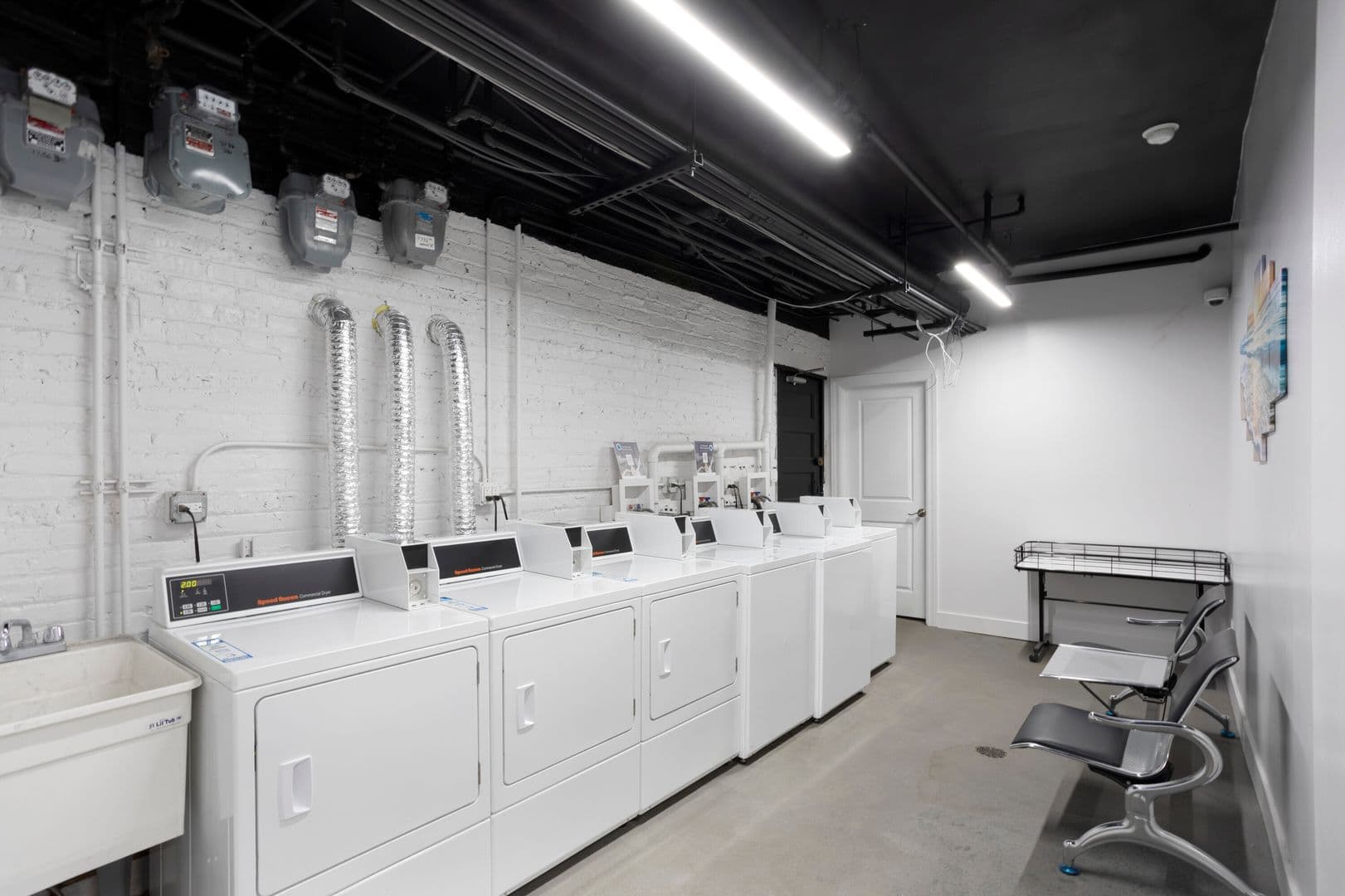 Chicago Apartment: 7736-42 N Eastlake Terrace