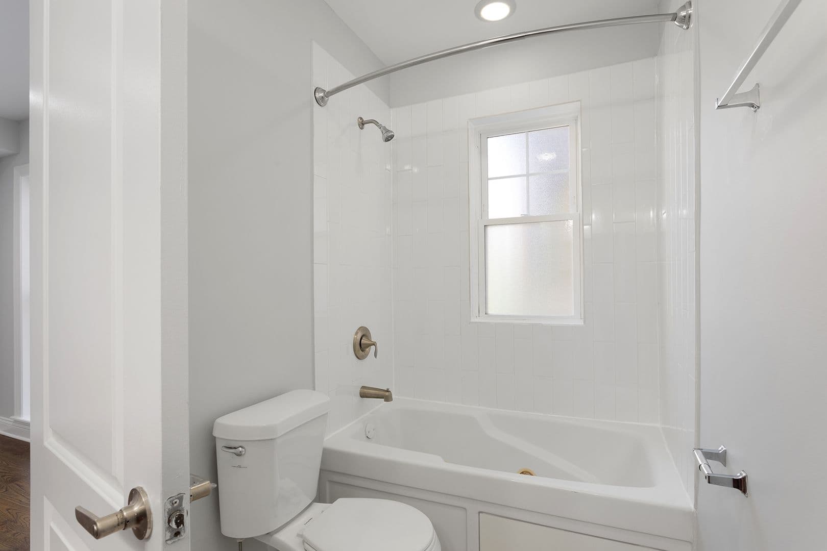 Chicago Apartment: 7722-7734 N Ashland Ave