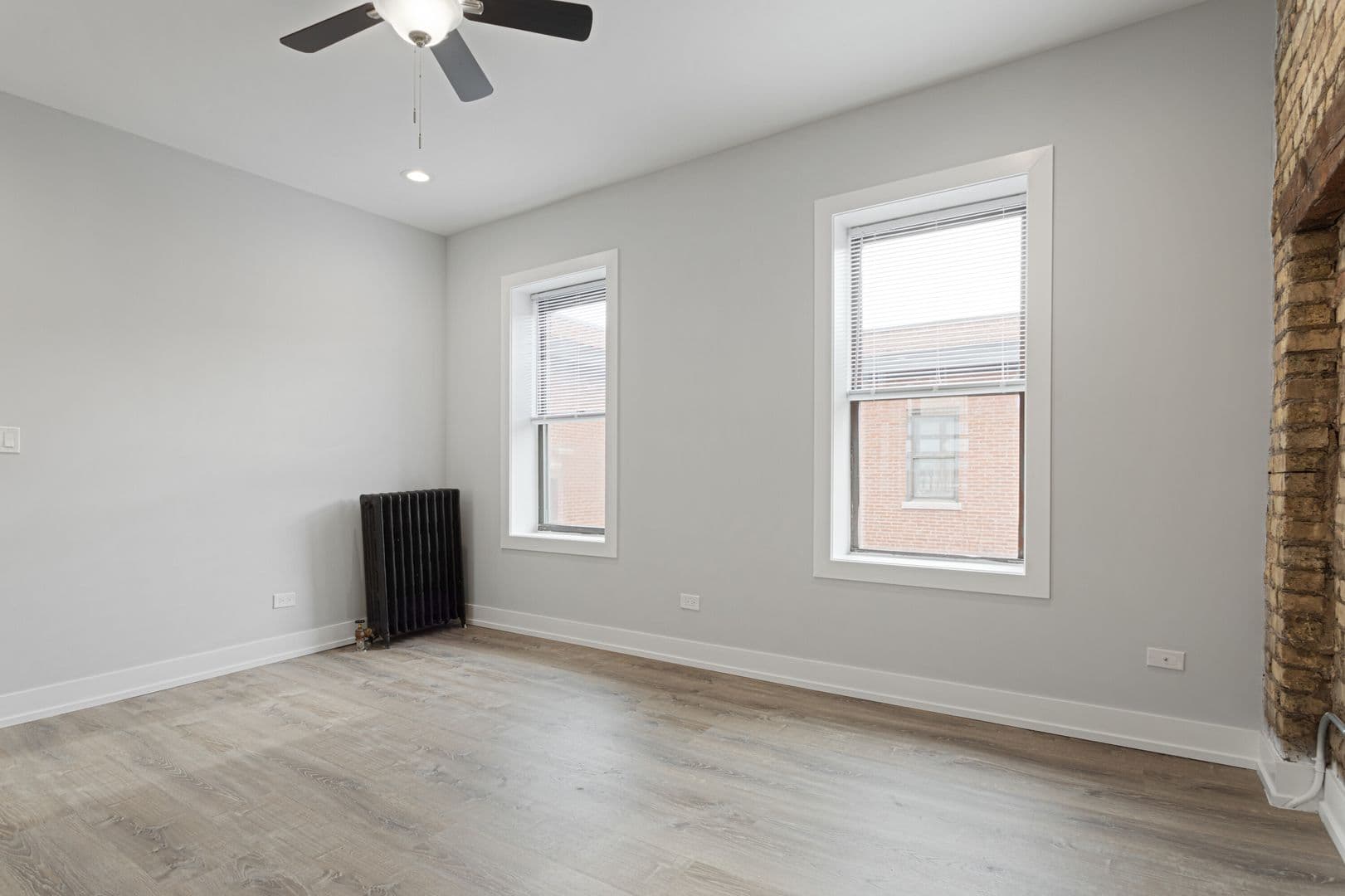 Chicago Apartment: 7417-27 N Clark