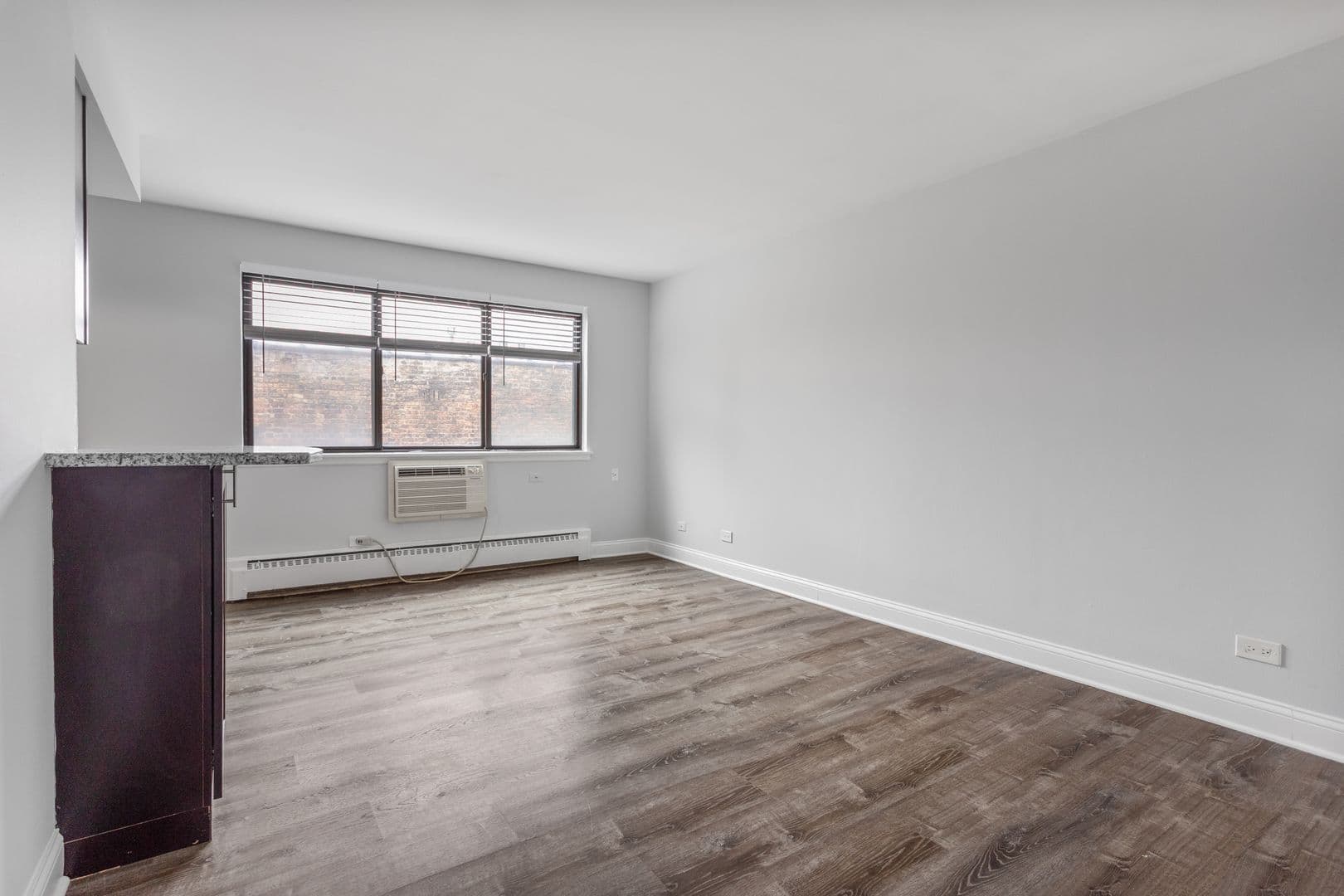 Chicago Apartment: 5534 N Kenmore Avenue