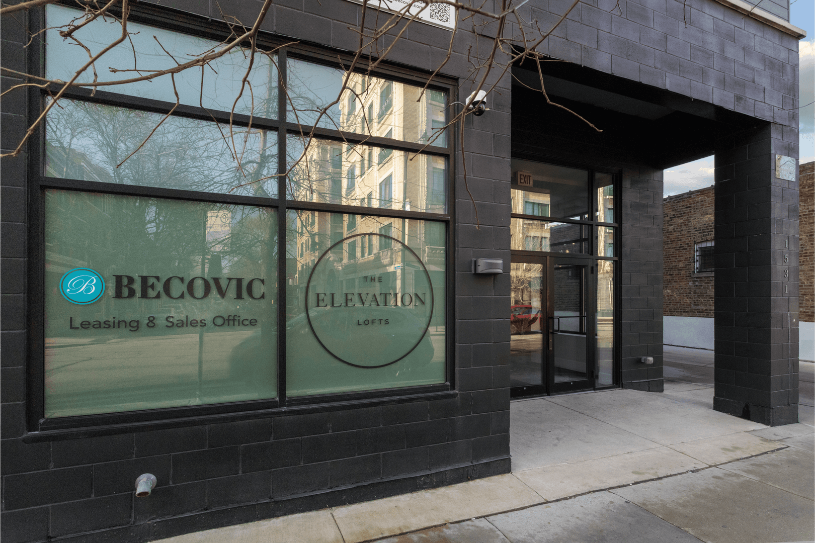 Chicago Apartment: 1531 W Howard Street