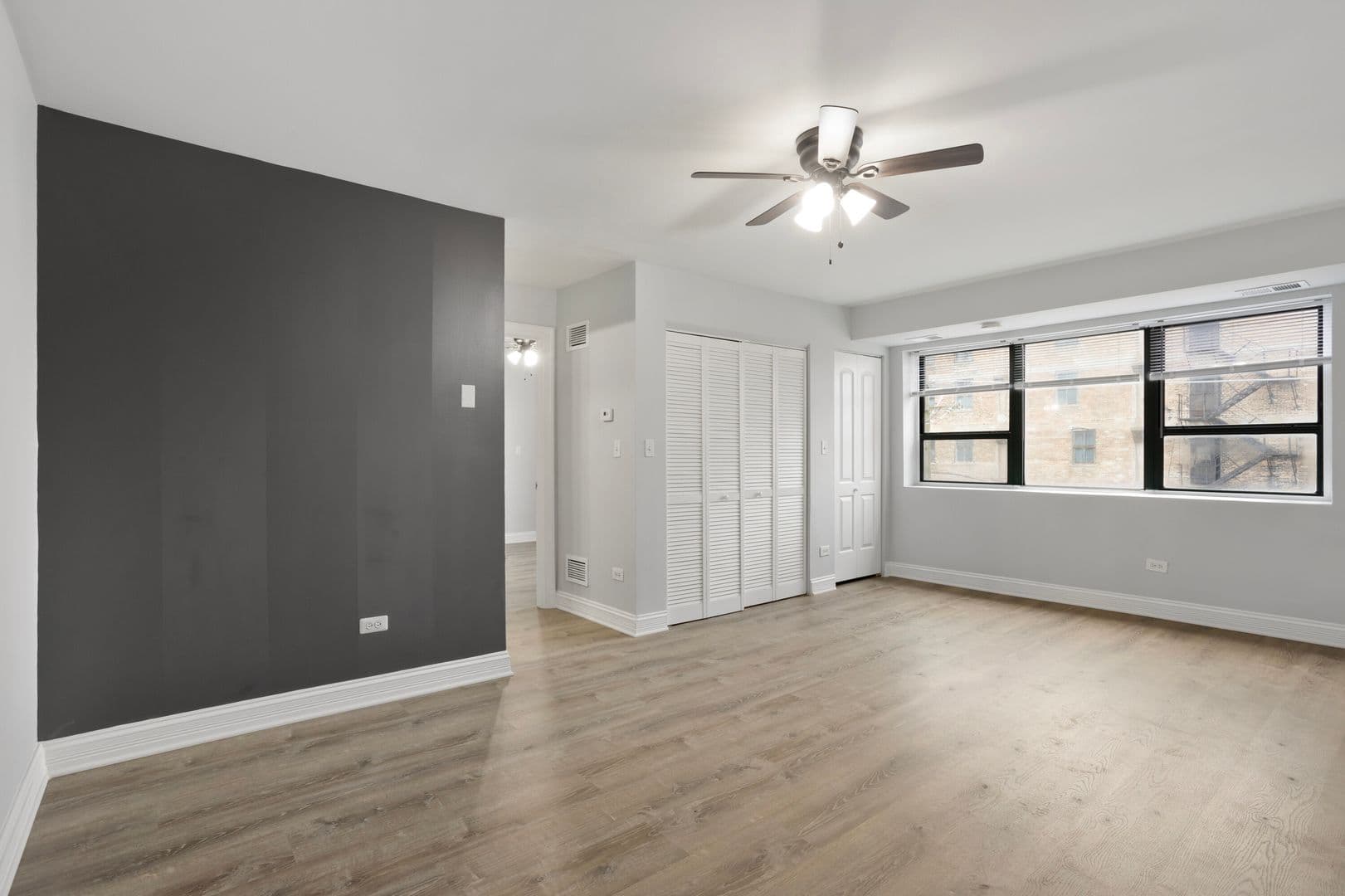 Chicago Apartment: 7616 N Marshfield Ave