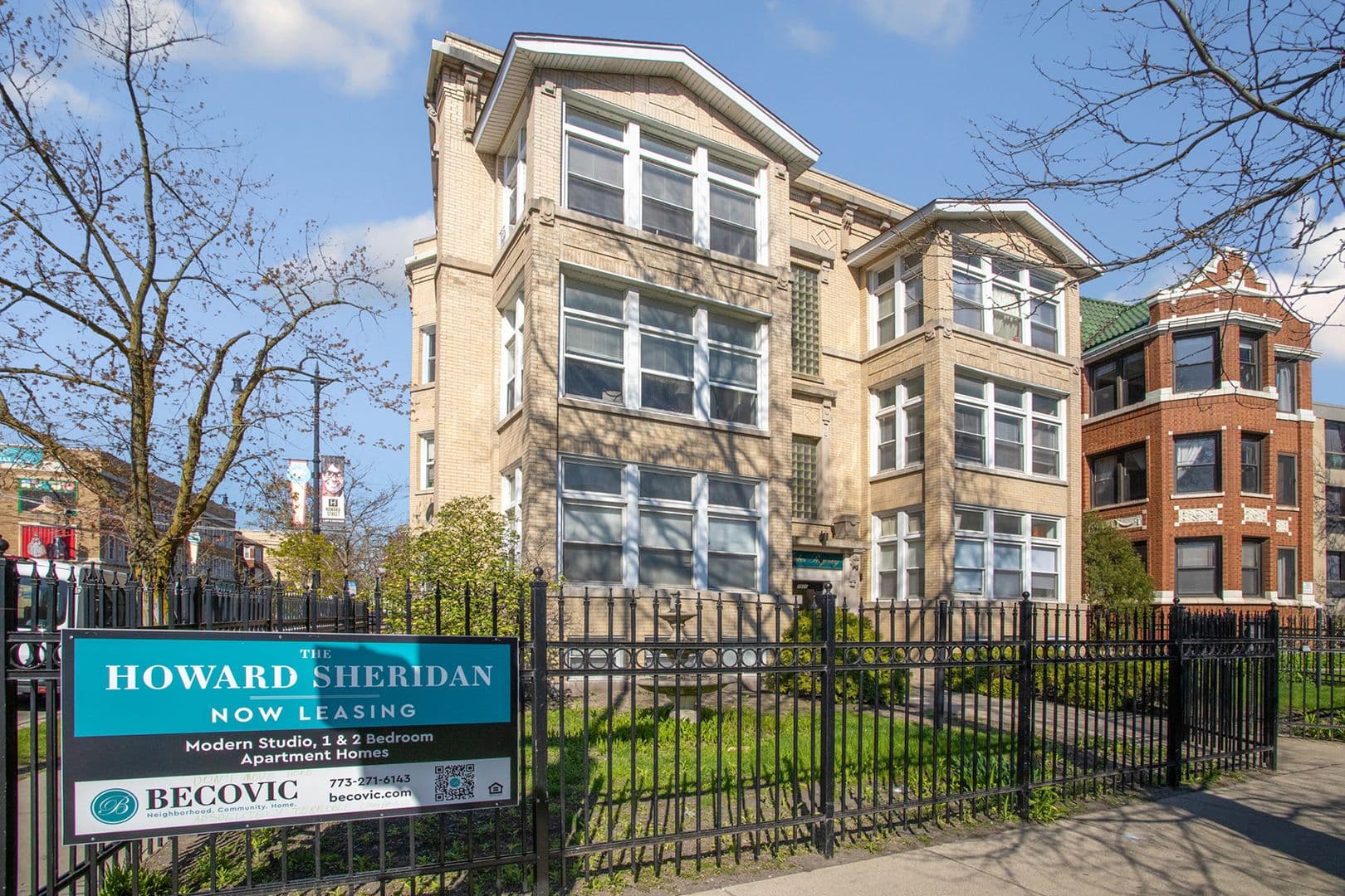 Chicago Apartment: 7600 N Sheridan Road
