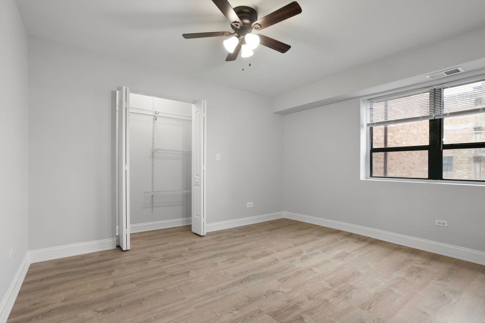 Chicago Apartment: 7616 N Marshfield Ave