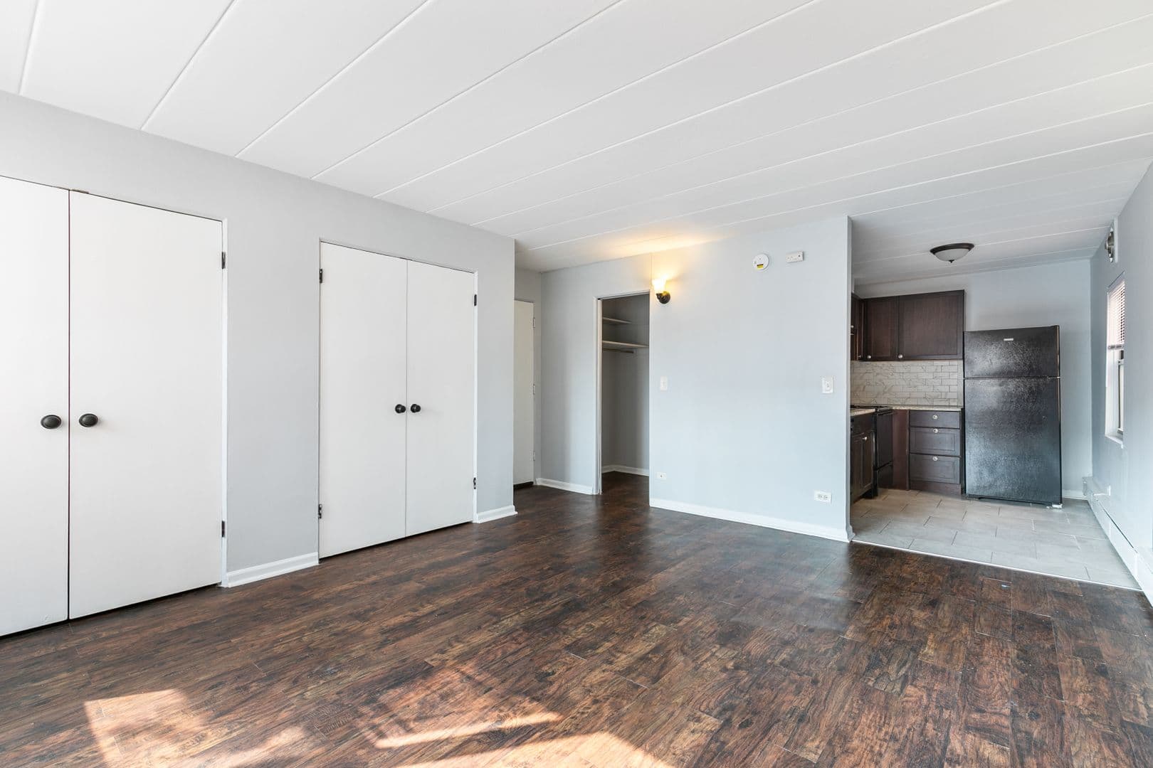 Chicago Apartment: 6007 N Kenmore