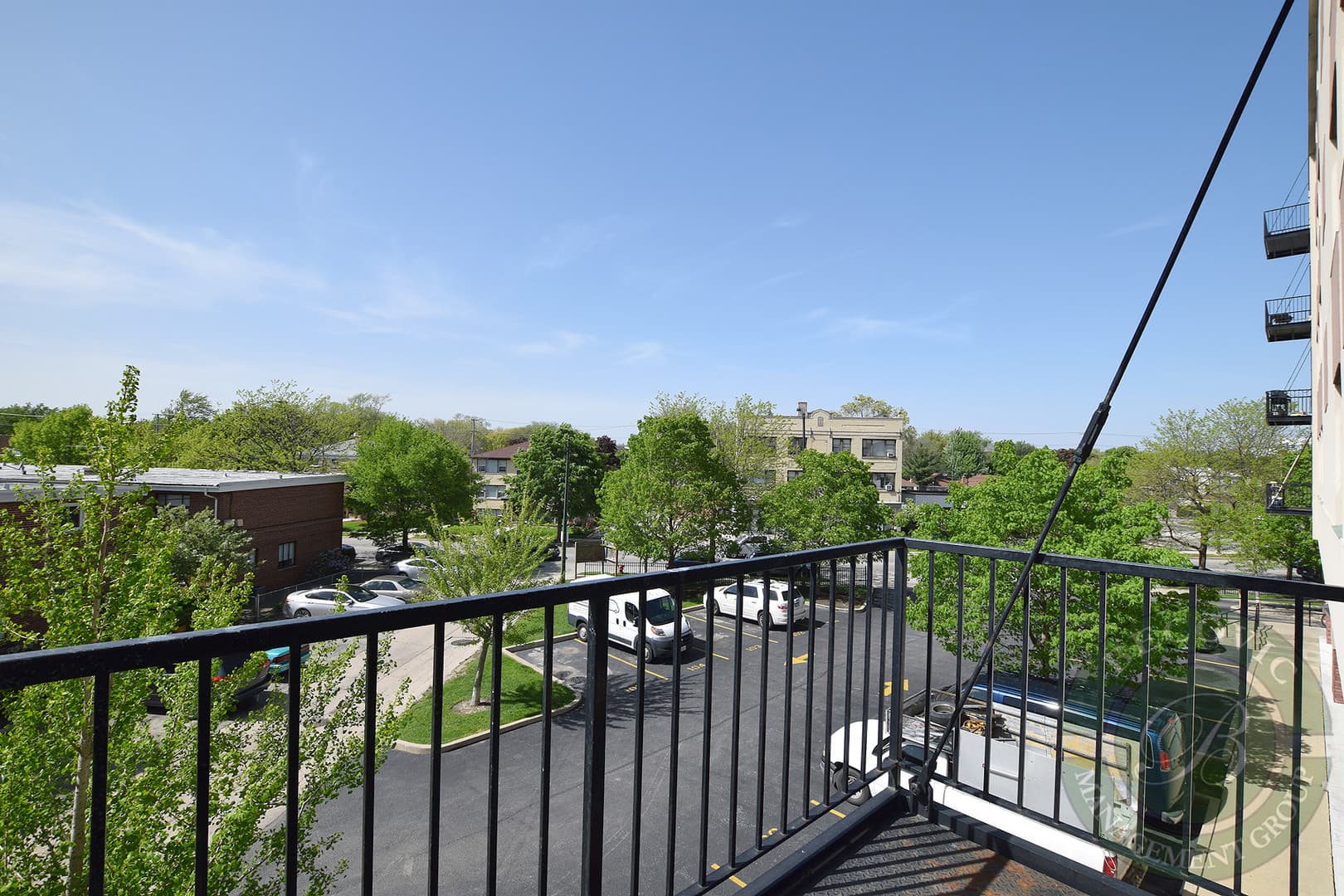 Chicago Apartment: 2451 W Howard Street