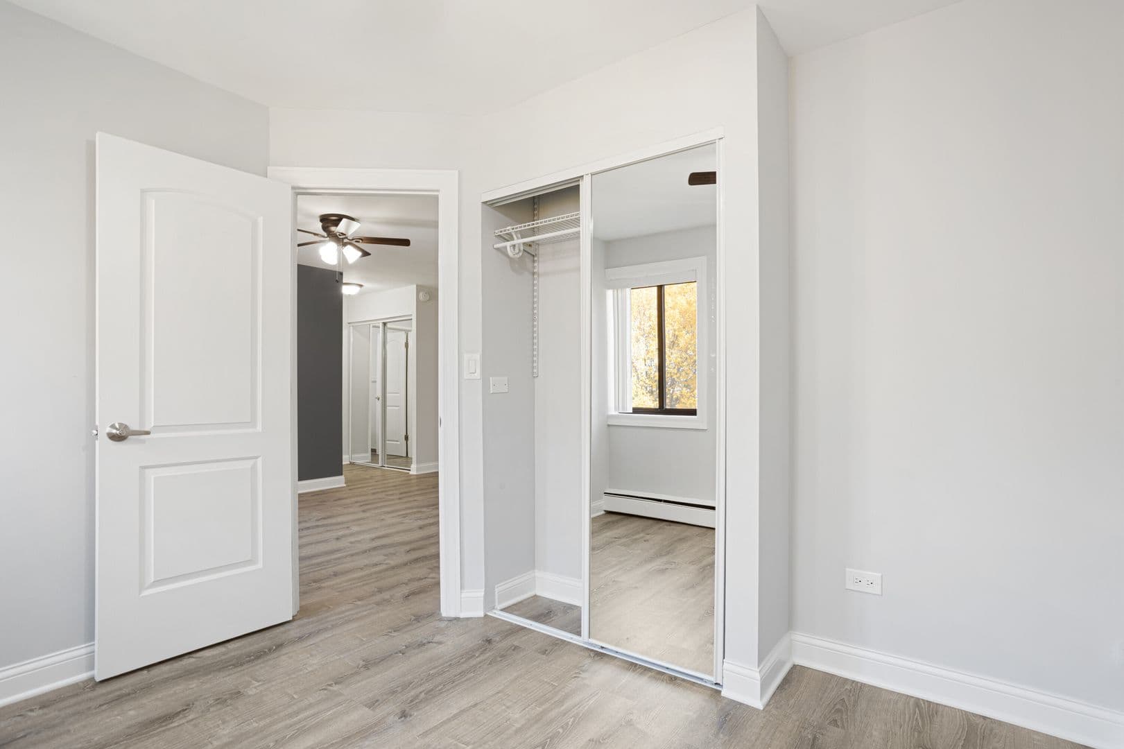 Chicago Apartment: 6029 N Winthrop Ave