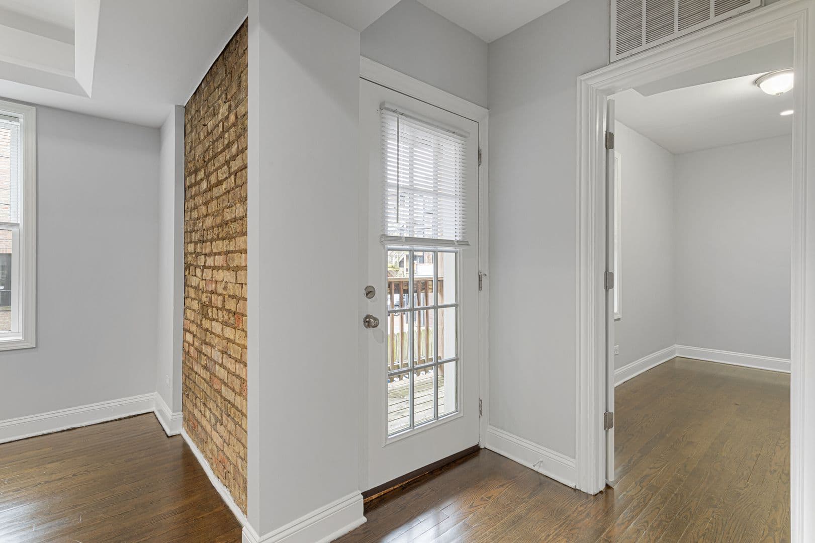 Chicago Apartment: 7722-7734 N Ashland Ave