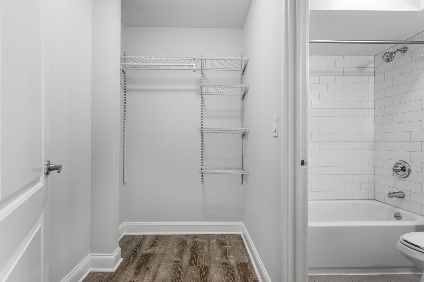 Chicago Apartment: 5534 N Kenmore Avenue