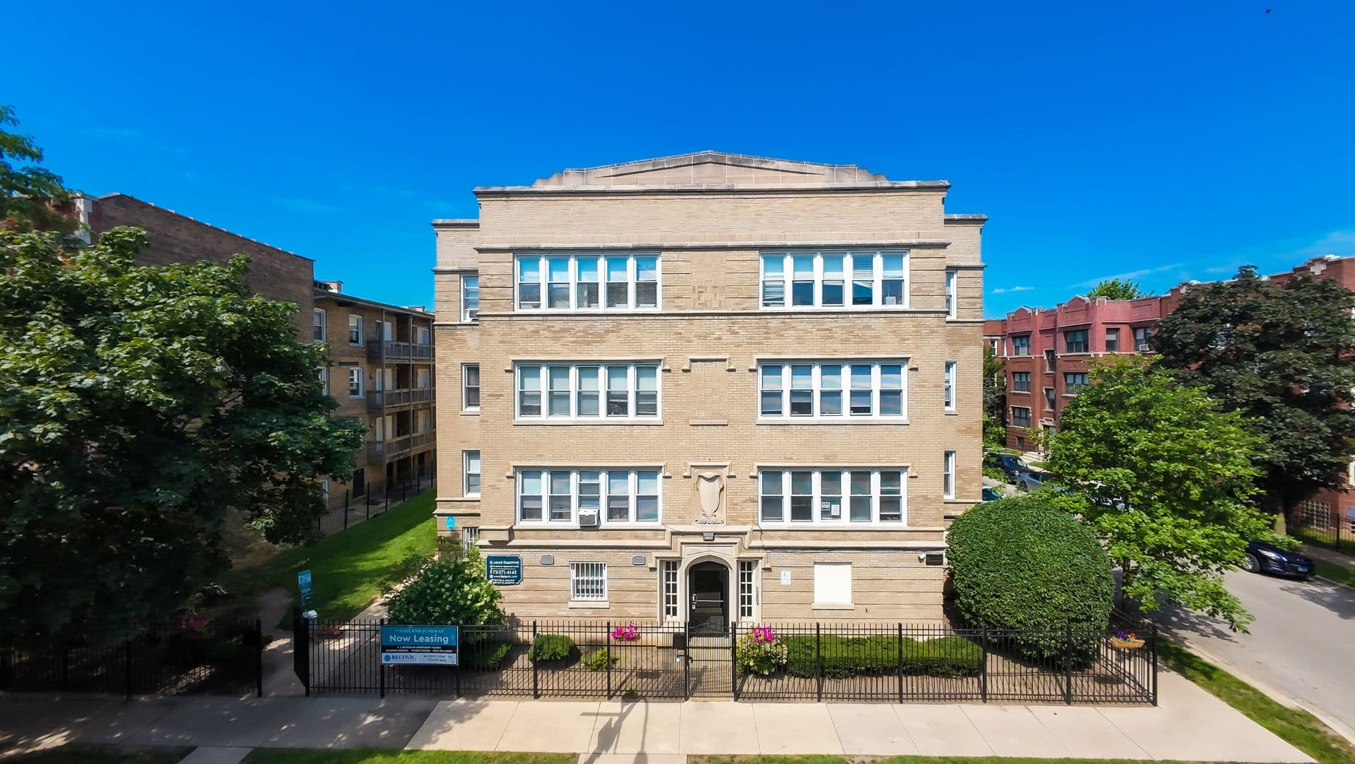 Chicago Apartment: 7736-42 N Ashland Ave