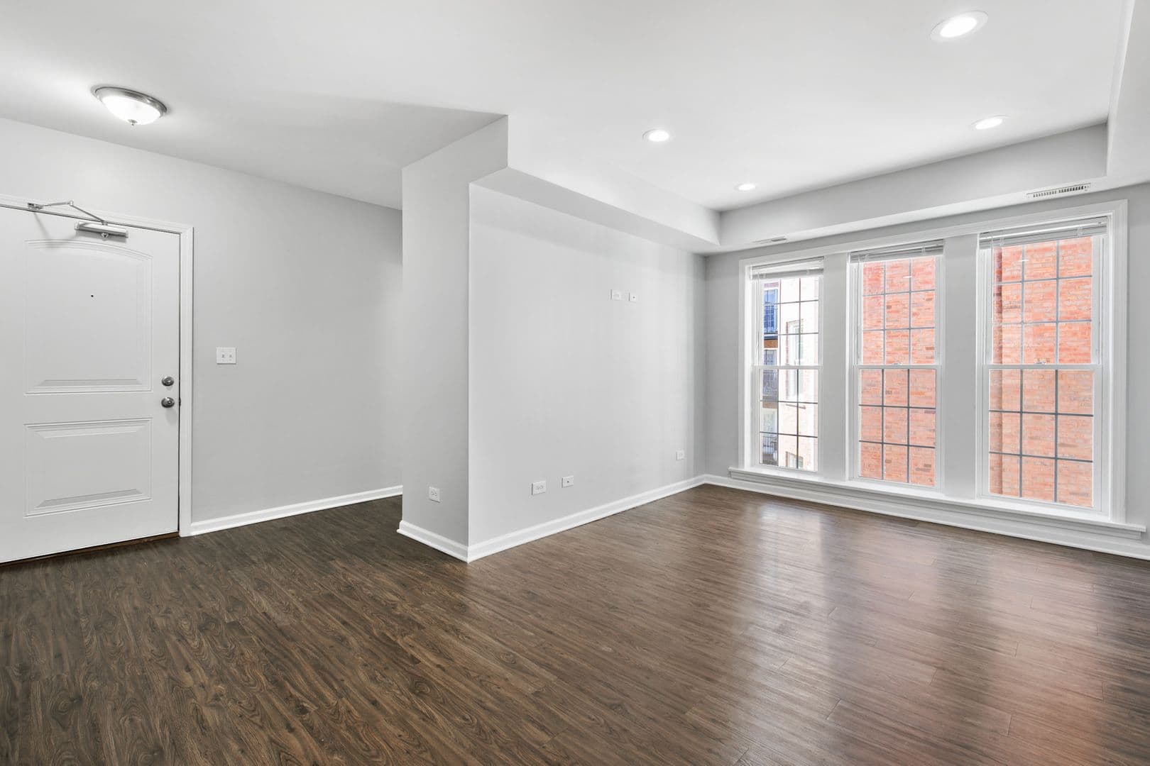 Chicago Apartment: 7722-7734 N Ashland Ave