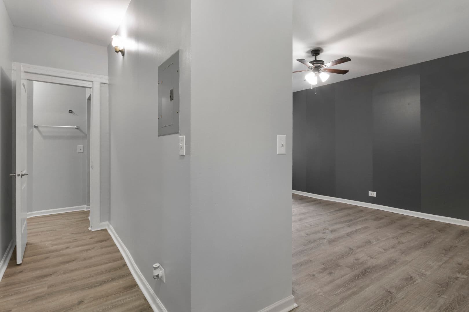 Chicago Apartment: 4555 N Malden St