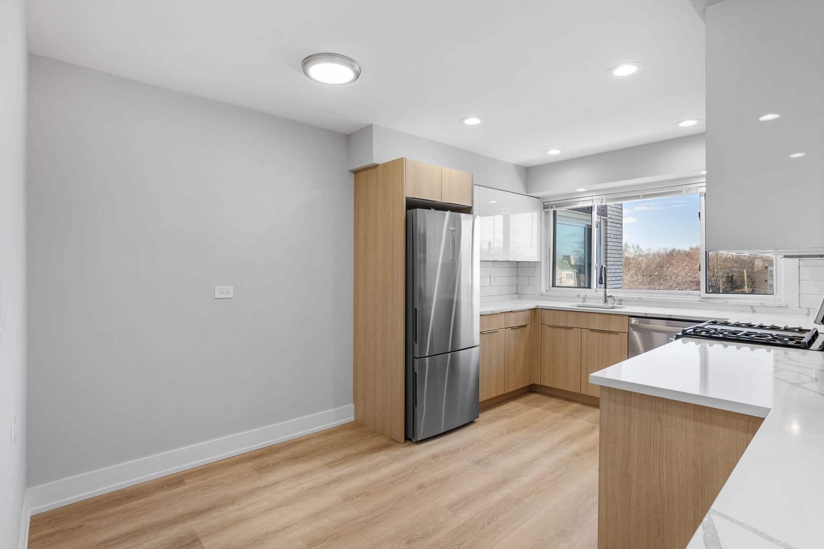 Chicago Apartment: 2333 W. Lunt