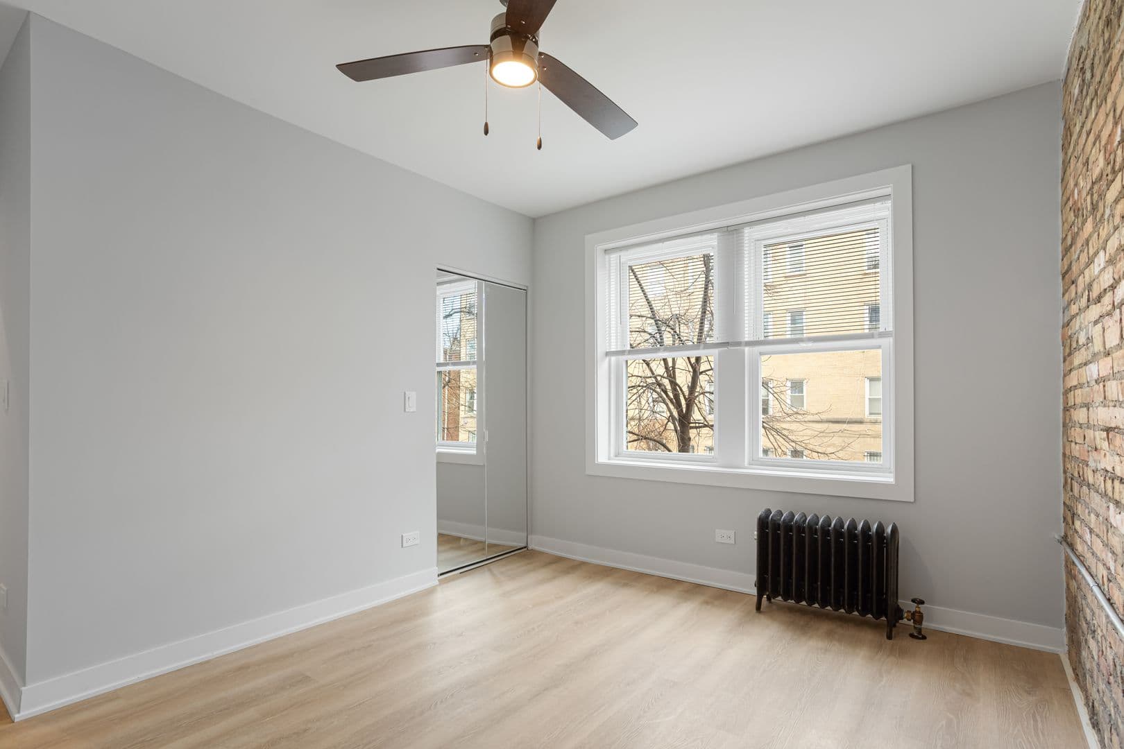 Chicago Apartment: 7381-89 N. Damen Ave