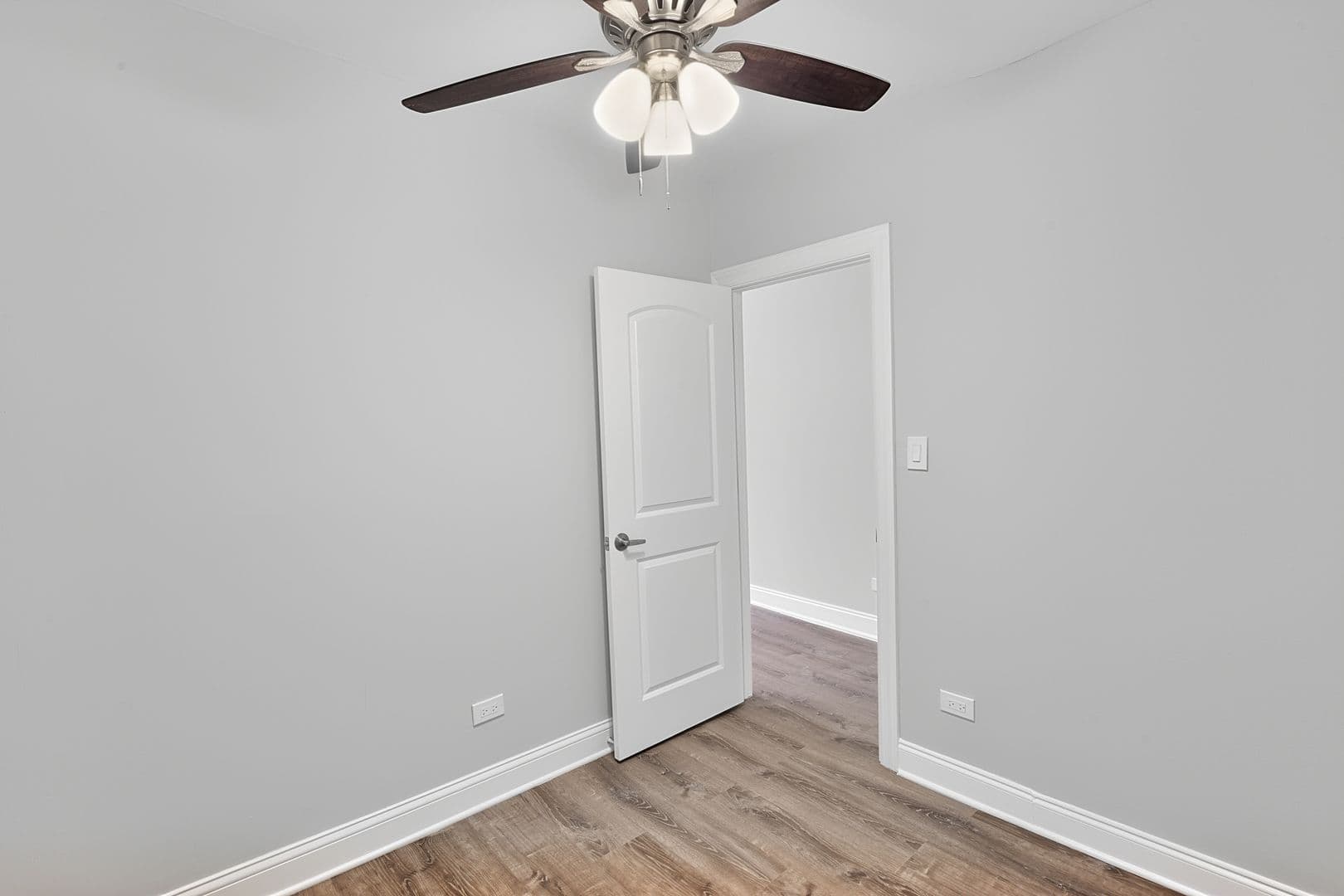 Chicago Apartment: 7736-42 N Ashland Ave