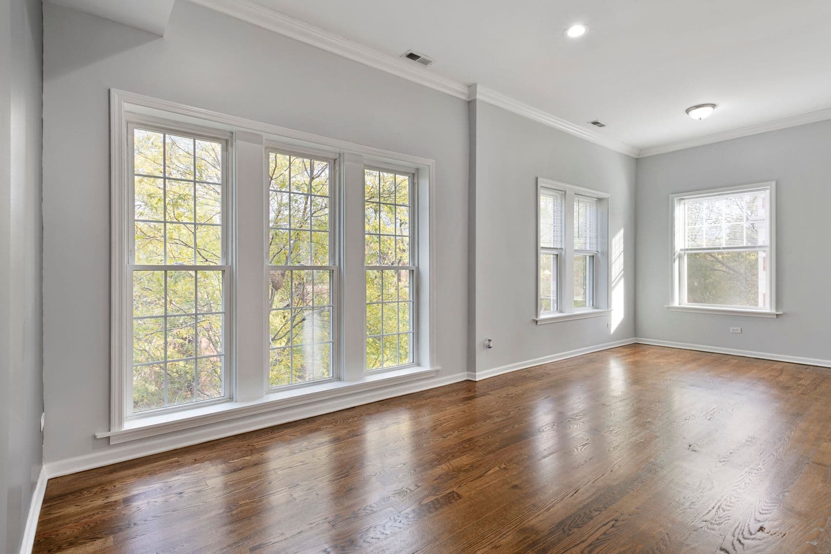 Chicago Apartment: 7722-7734 N Ashland Ave