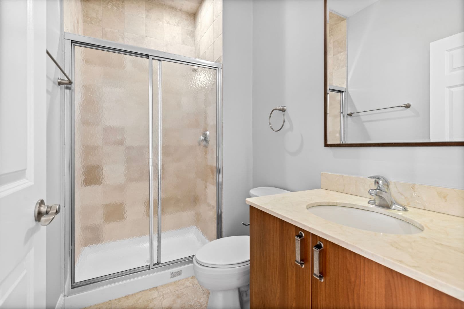 Chicago Apartment: 7526-7530 N Seeley Avenue