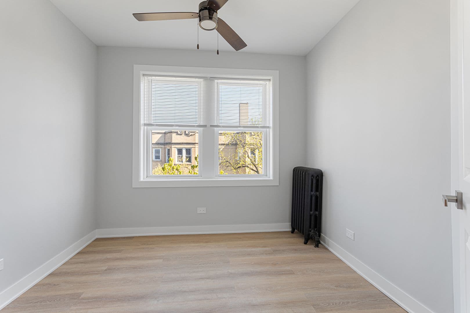 Chicago Apartment: 7381-89 N. Damen Ave