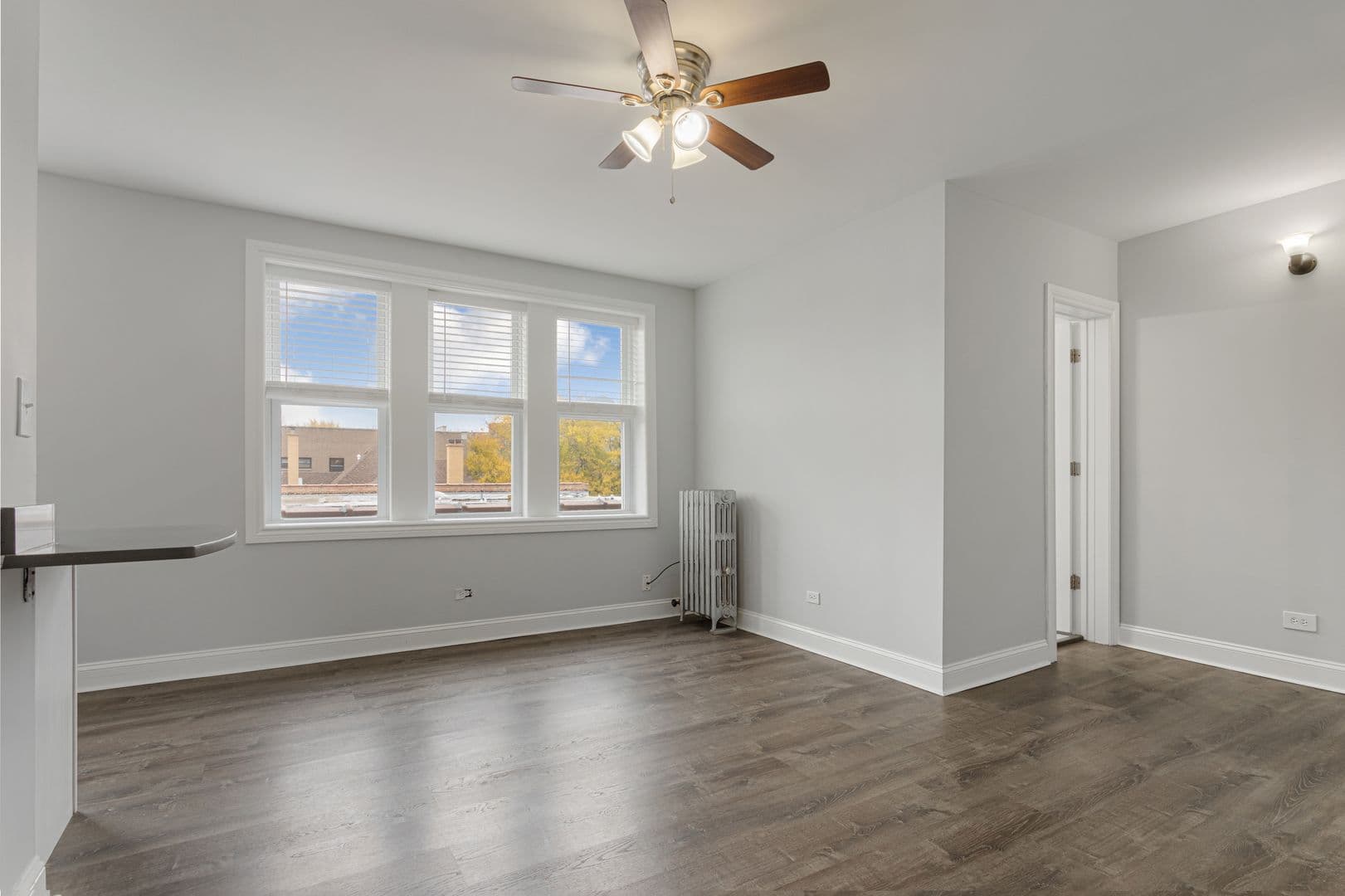 Chicago Apartment: 1521 W Sherwin Ave