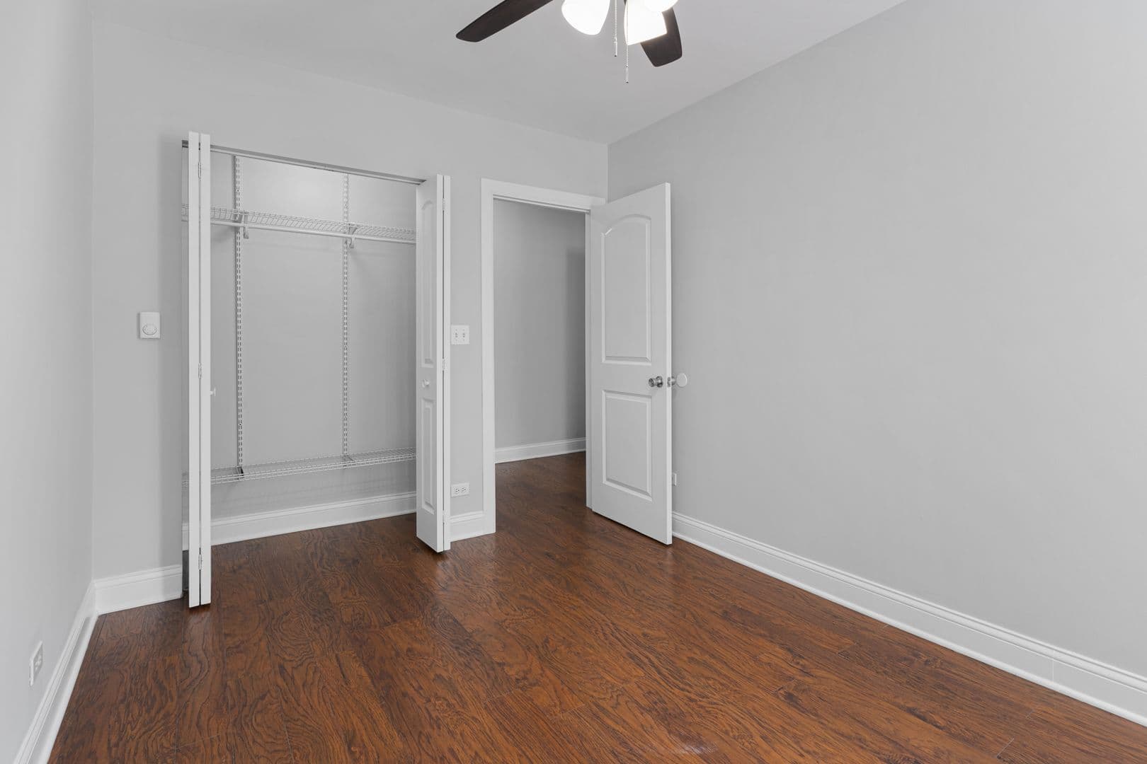 Chicago Apartment: 4555 N Malden St