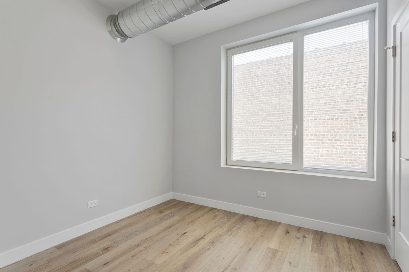 Chicago Apartment: 1531 W Howard Street
