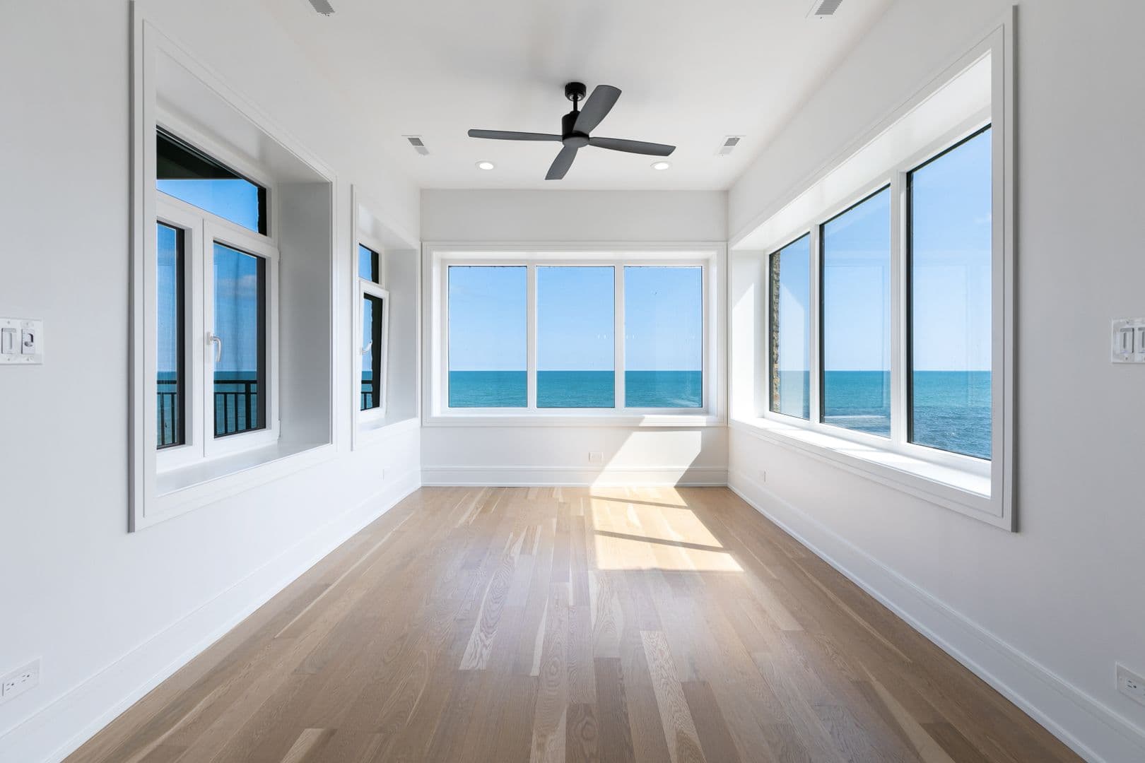 Chicago Apartment: 7729-31 N Eastlake Terrace