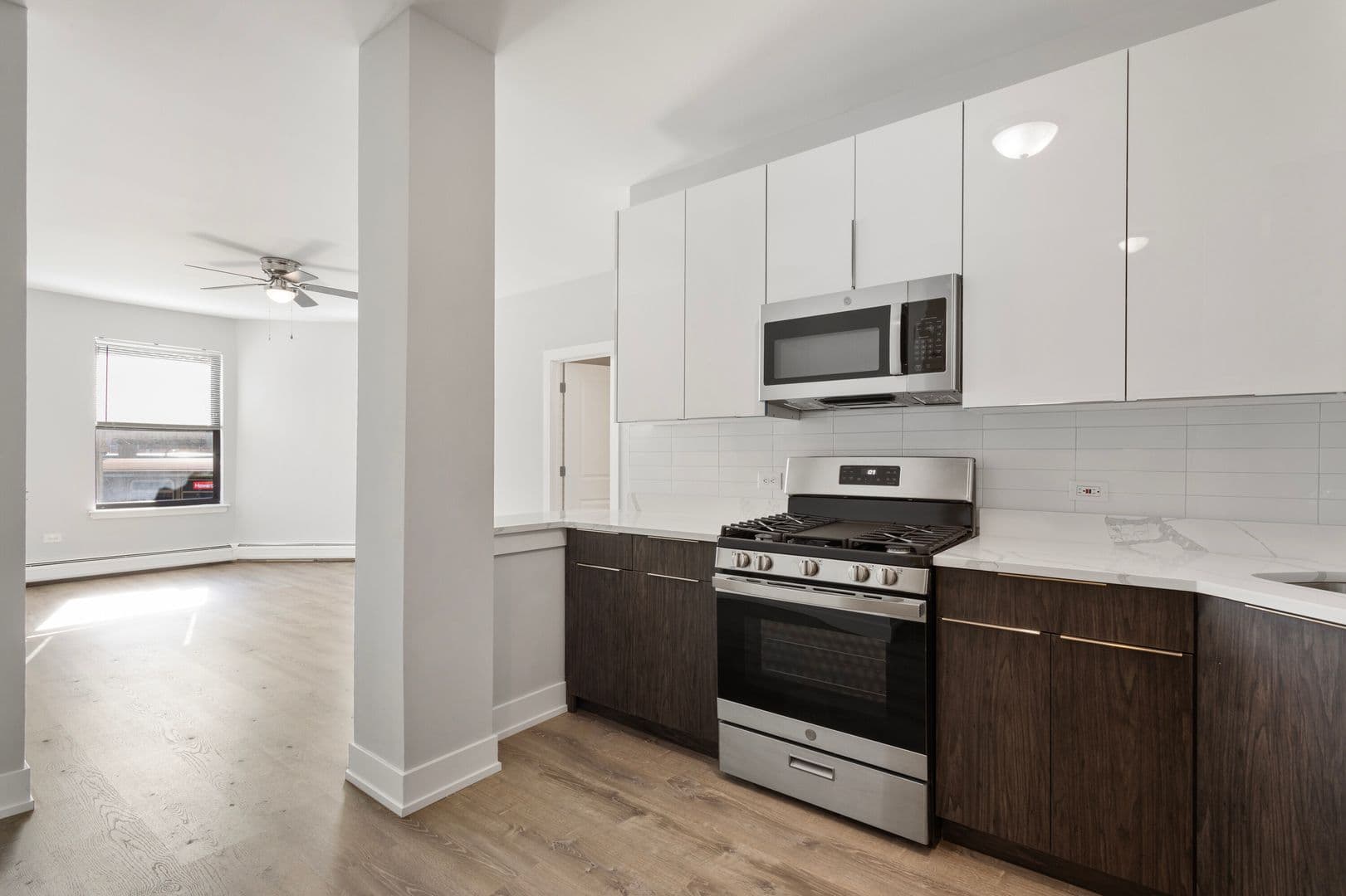 Chicago Apartment: 1625 W Howard