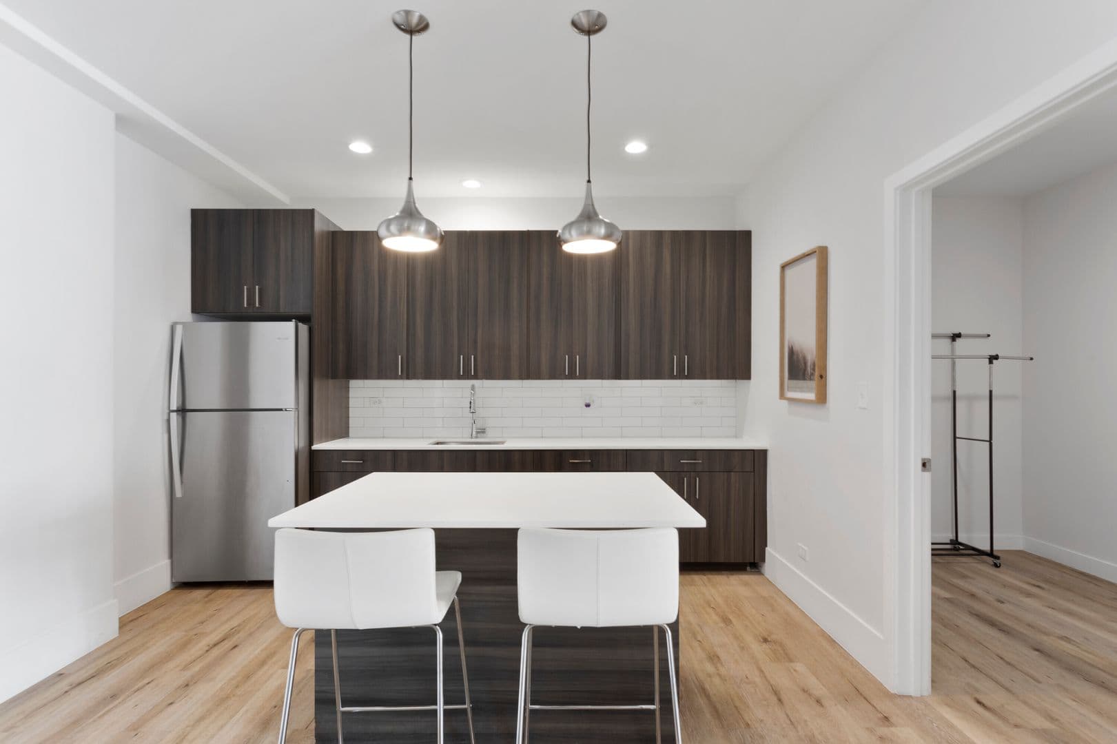 Chicago Apartment: 1531 W Howard Street