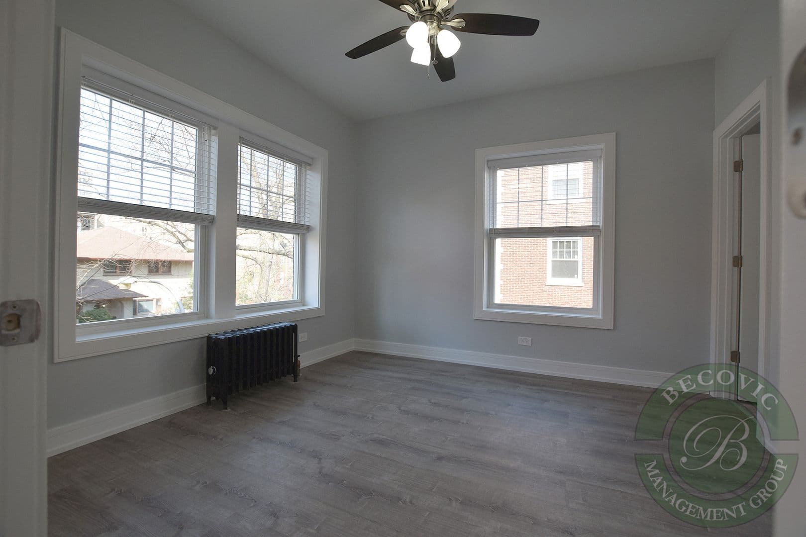 Chicago Apartment: 6035-6045 N Winthrop