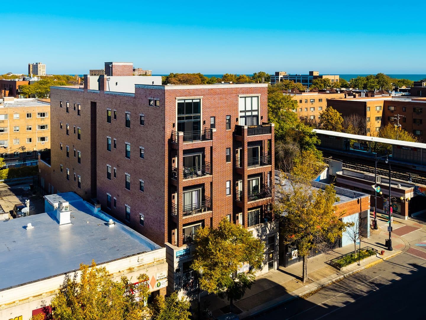 Chicago Apartment: 1412 W Morse
