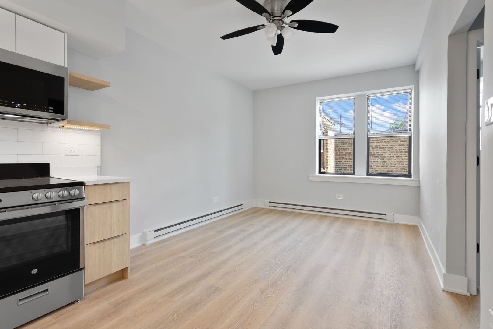 Chicago Apartment: 1632-44 W. Howard