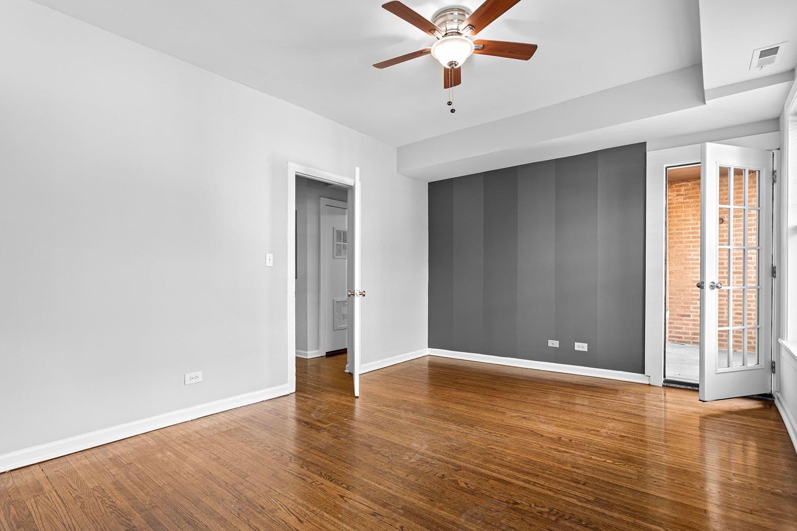 Chicago Apartment: 1456-1460 W Fargo Ave