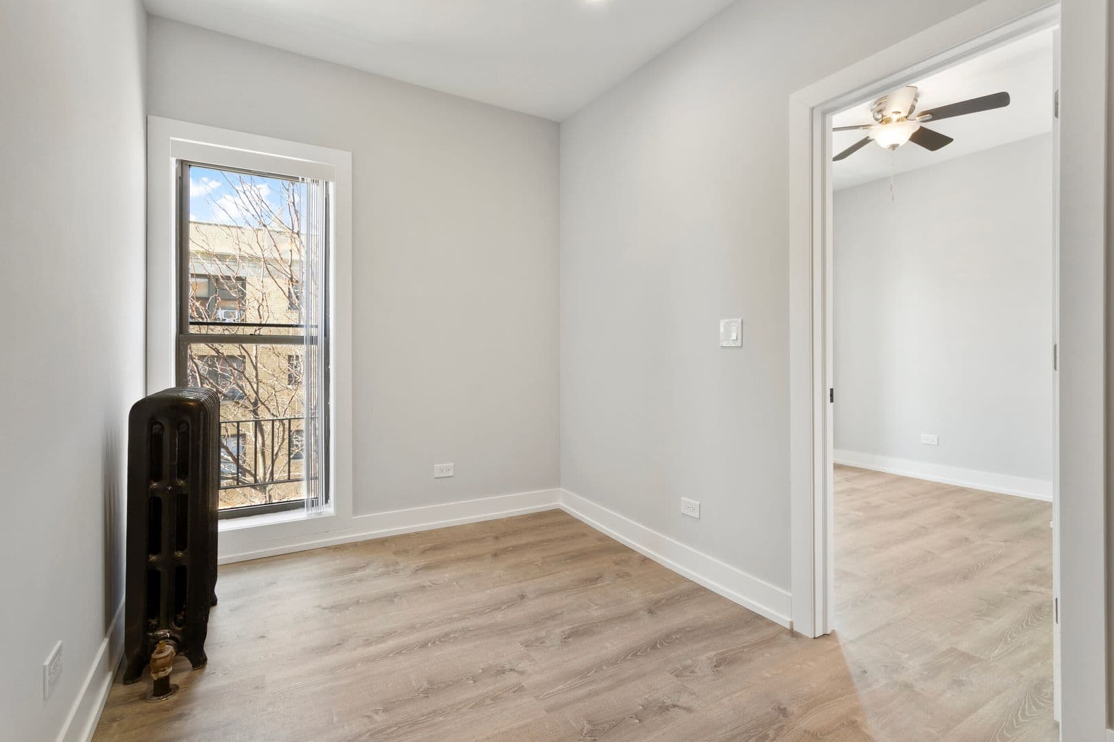 Chicago Apartment: 1649-1655 W. Jonquil