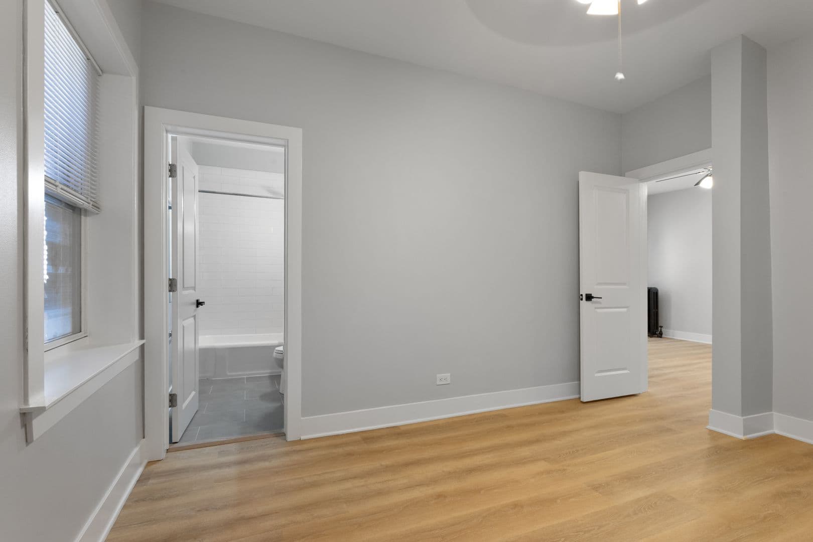 Chicago Apartment: 7600 N Sheridan Road