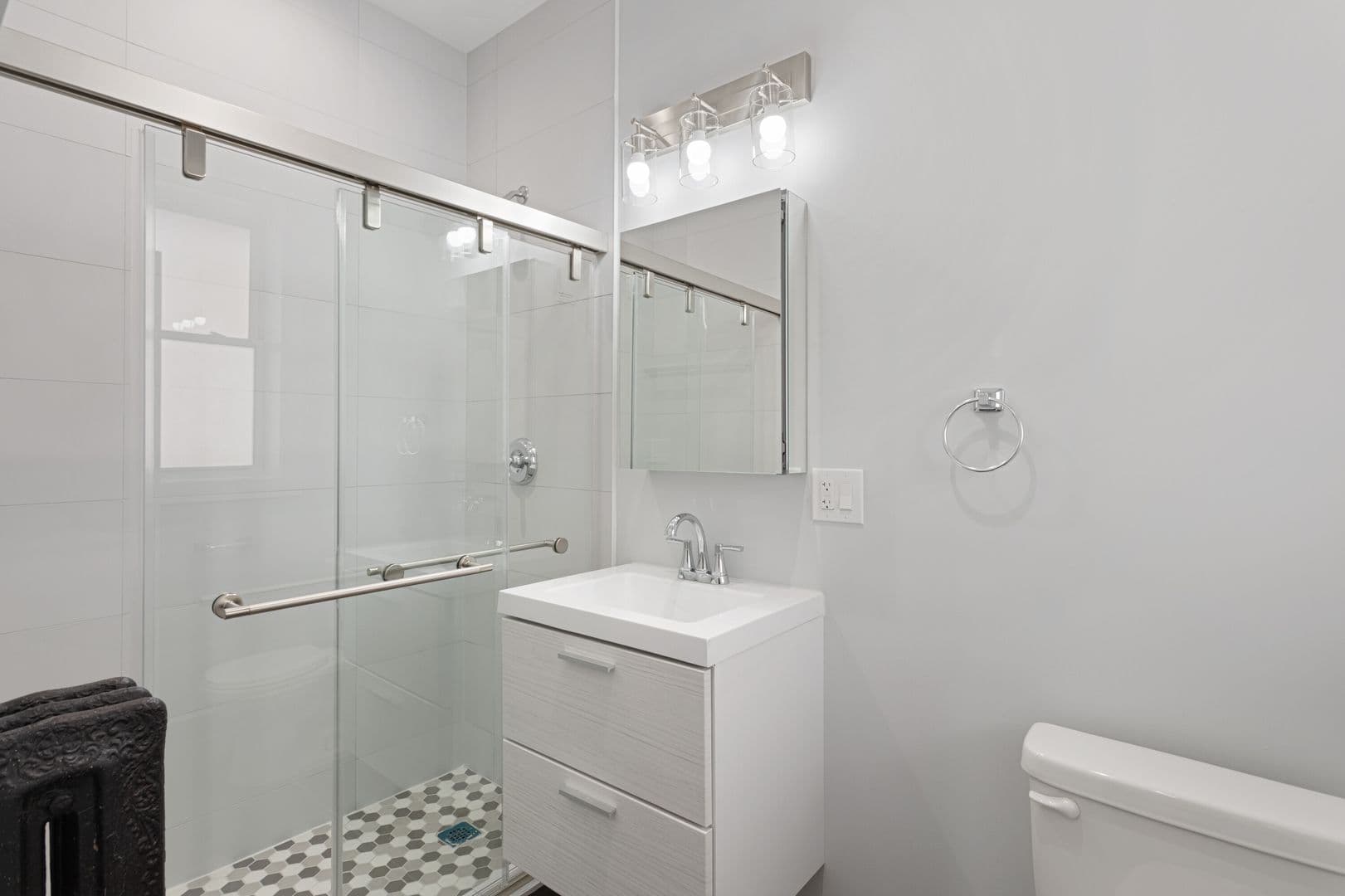 Chicago Apartment: 7417-27 N Clark