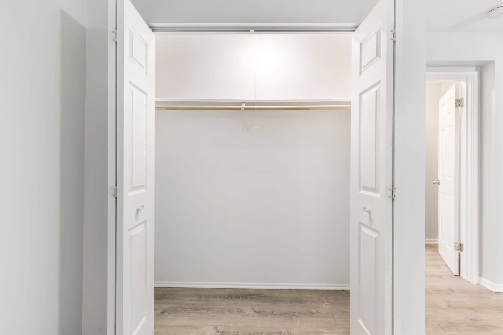 Chicago Apartment: 6001 N Kenmore Avenue