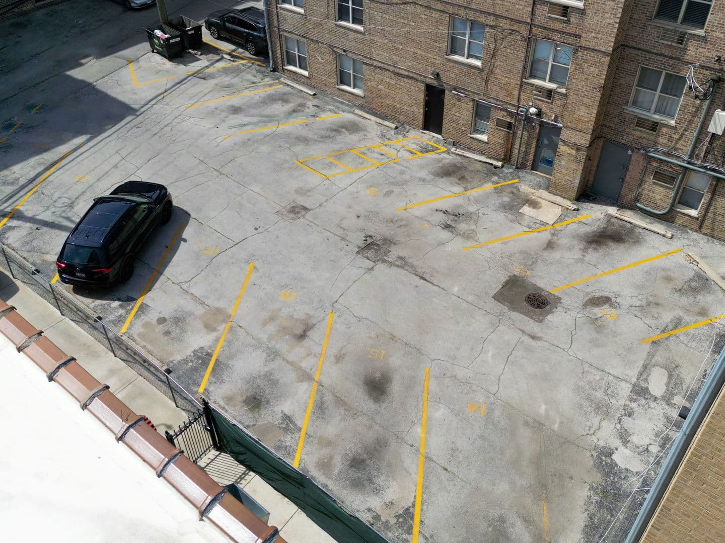 Chicago Apartment: 7070 N Sheridan Rd