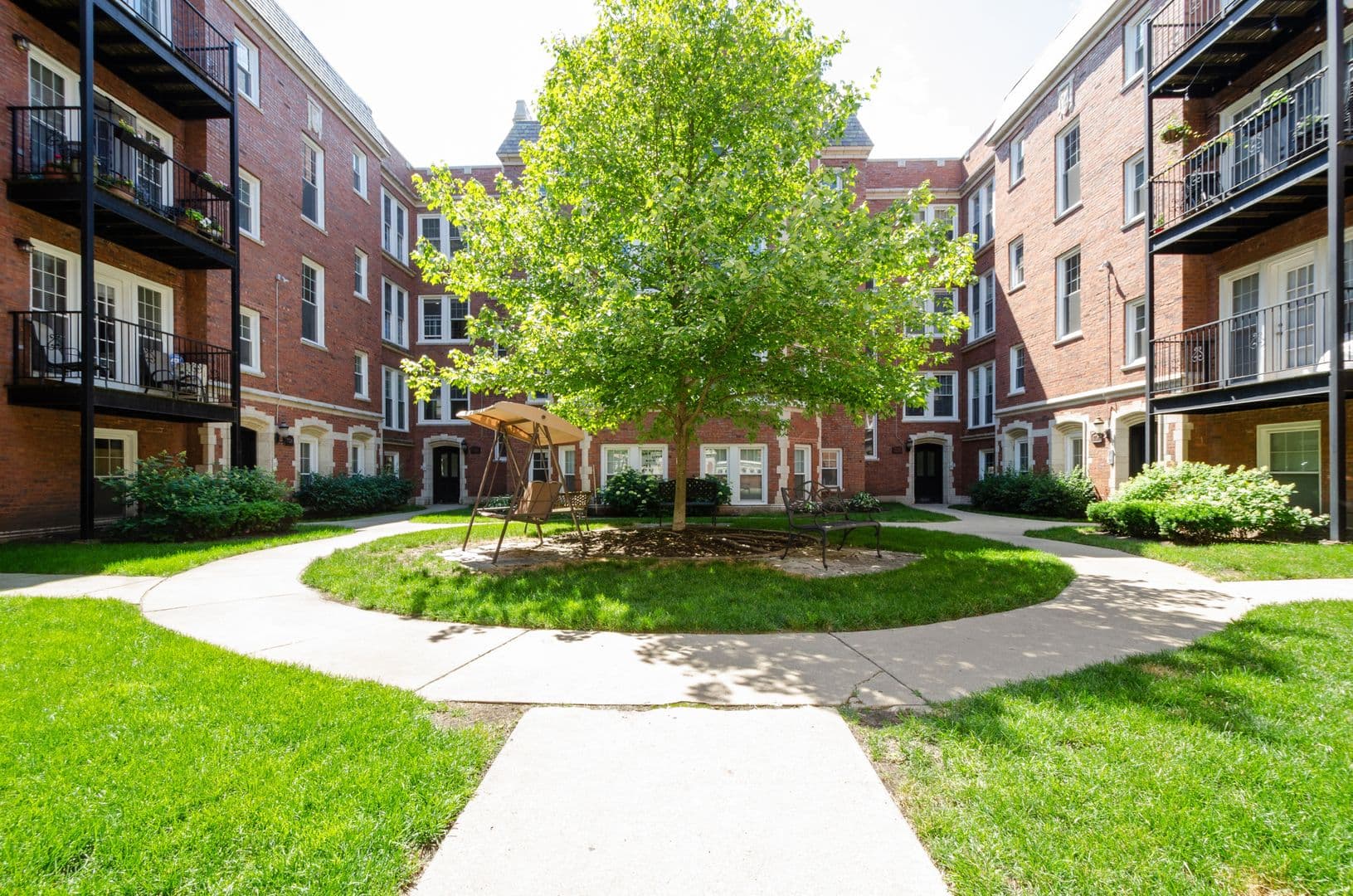 Chicago Apartment: 7722-7734 N Ashland Ave