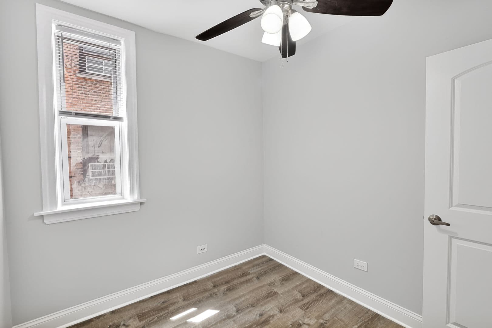 Chicago Apartment: 7736-42 N Ashland Ave