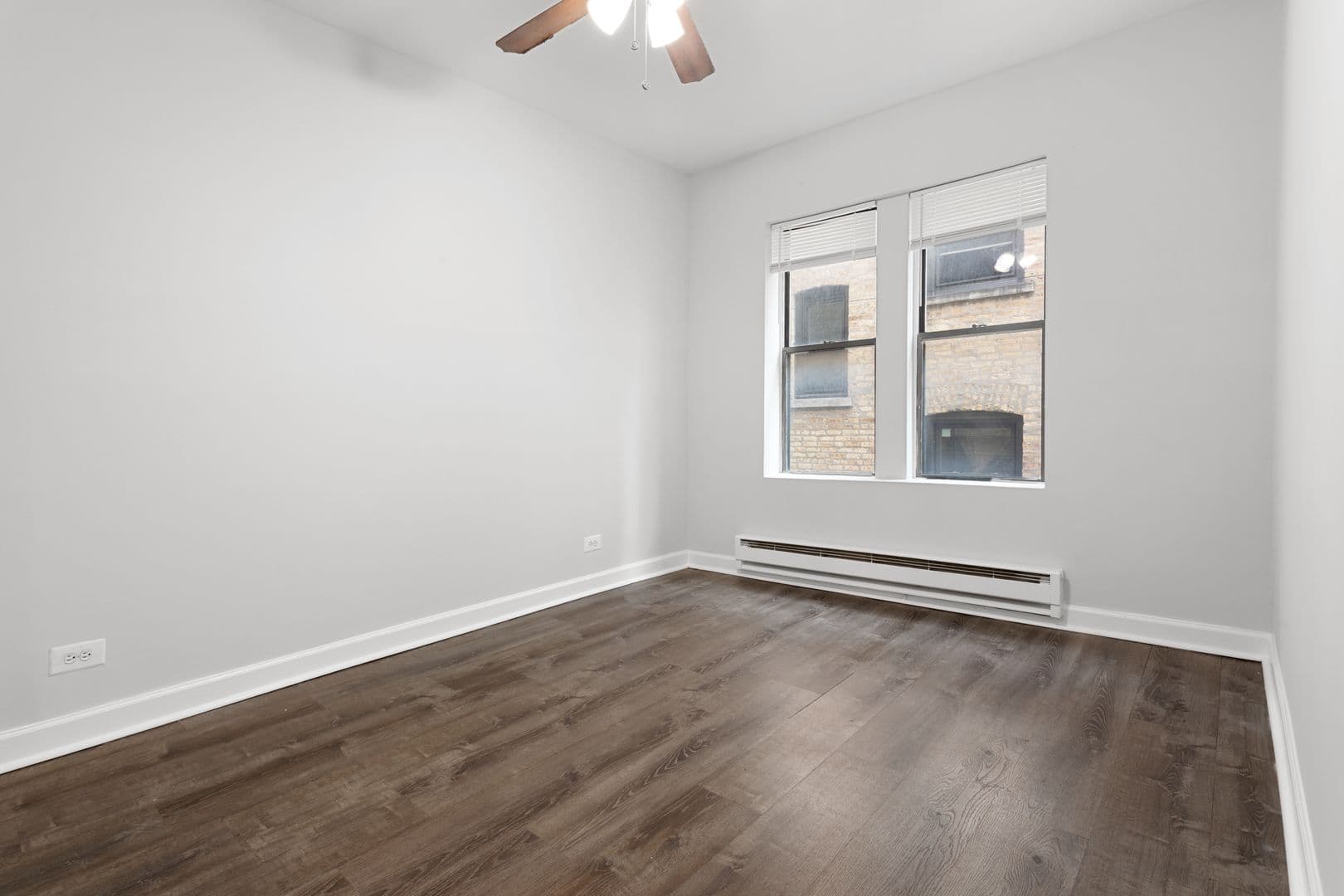 Chicago Apartment: 3631-41 W Dickens Ave