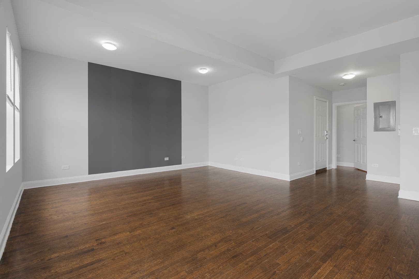 Chicago Apartment: 7526-7530 N Seeley Avenue