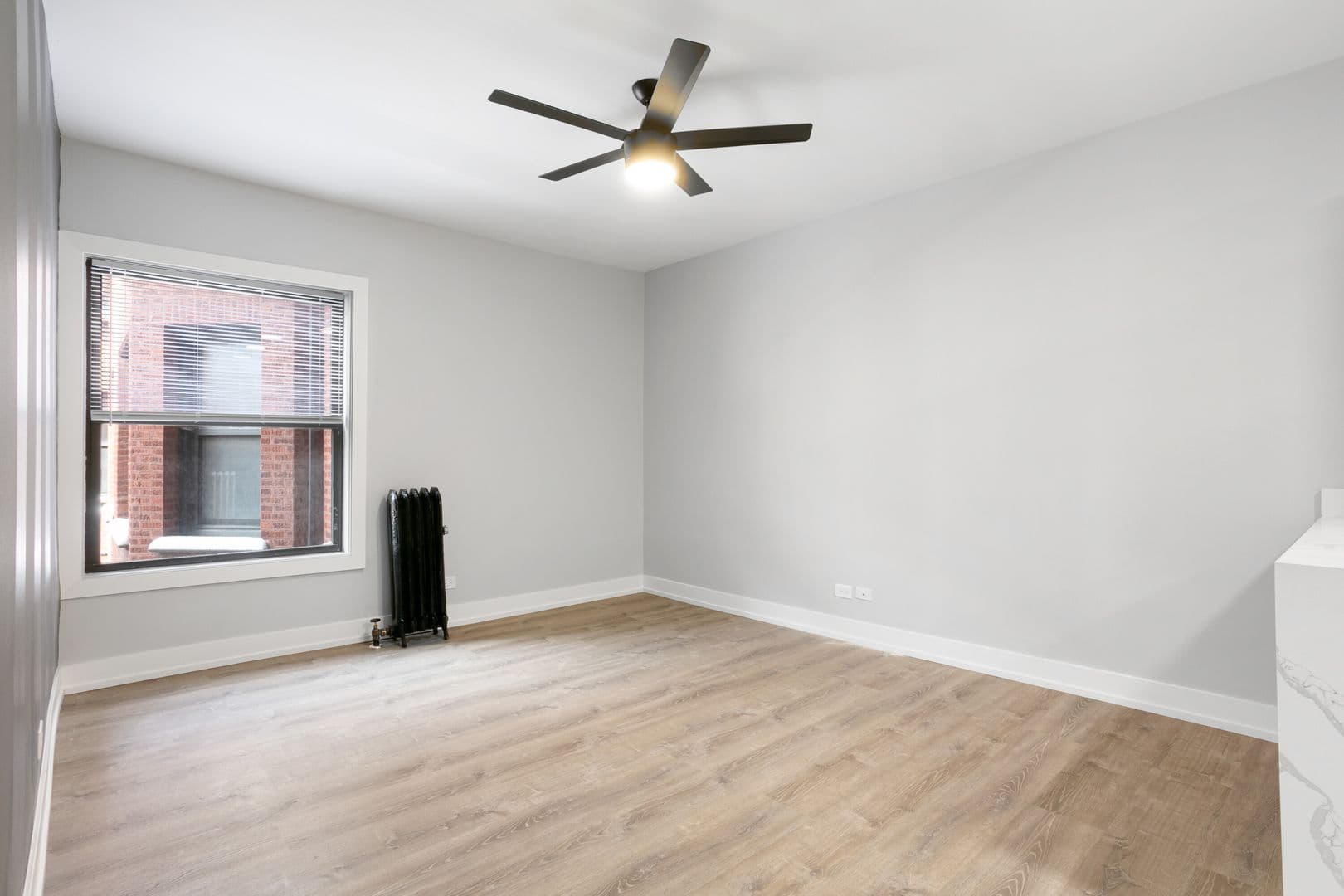 Chicago Apartment: 1700-08 W Juneway Terrace